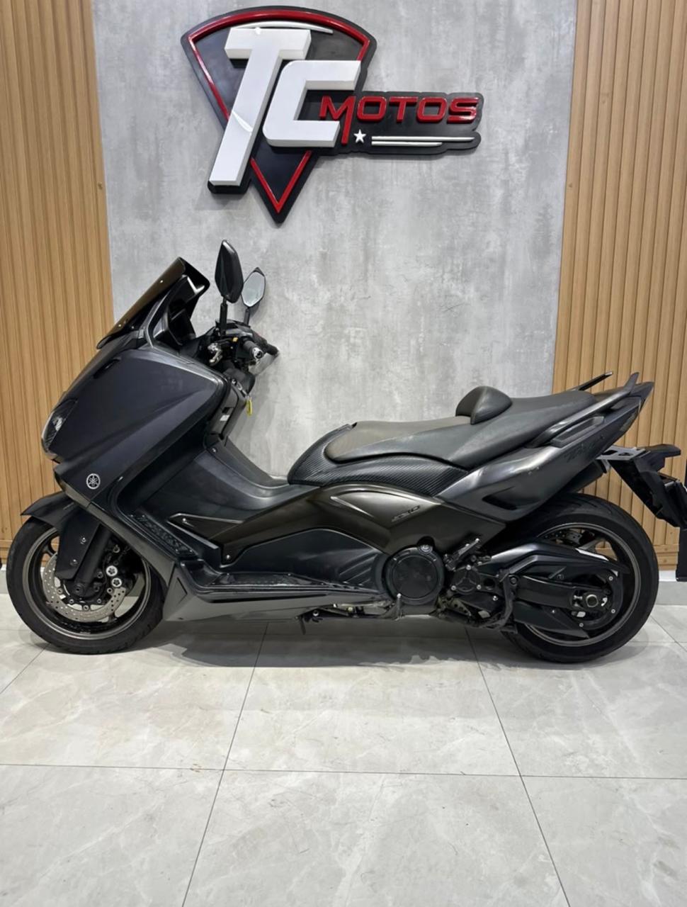  TMAX ABS